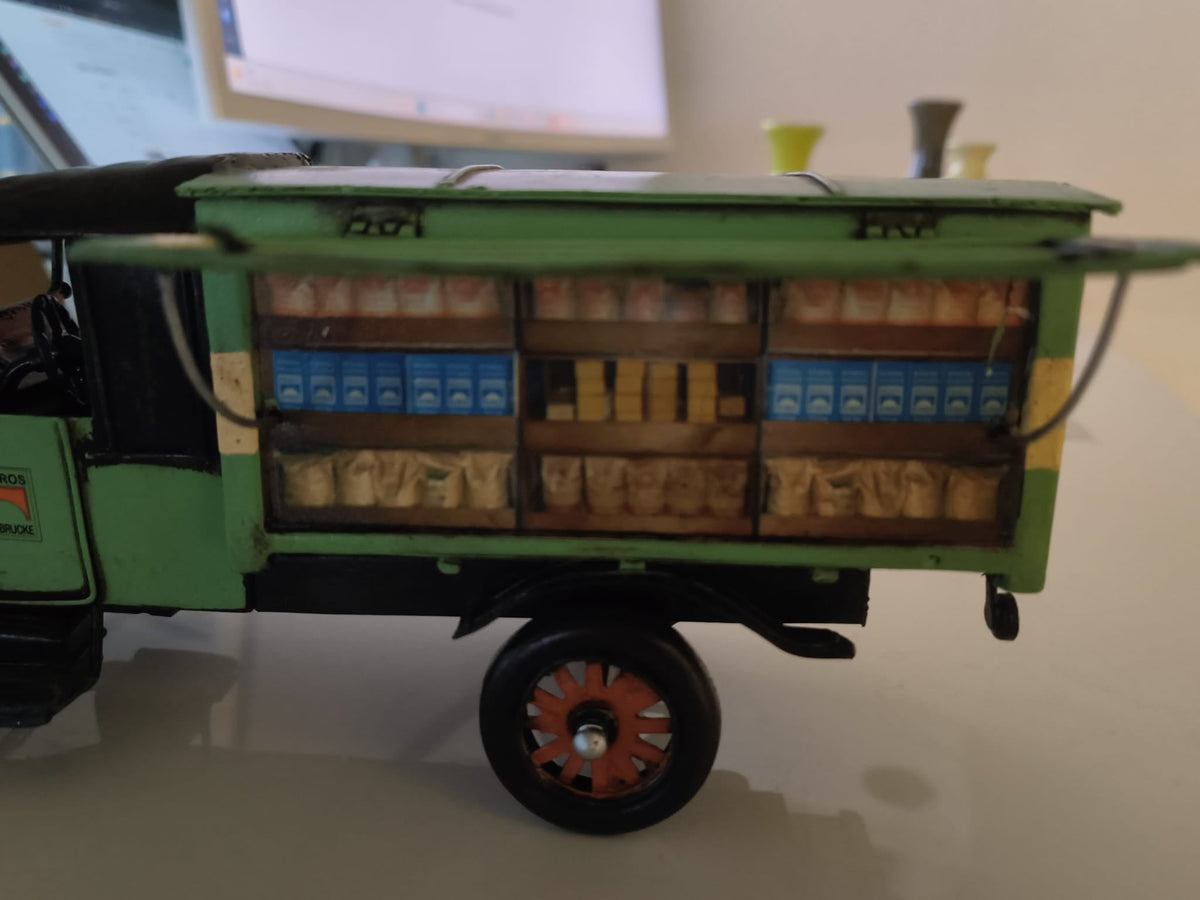 Elektroniktrade Antiker Migros AG Verkaufswagen 23cm lang Elektroniktrade Switzerland