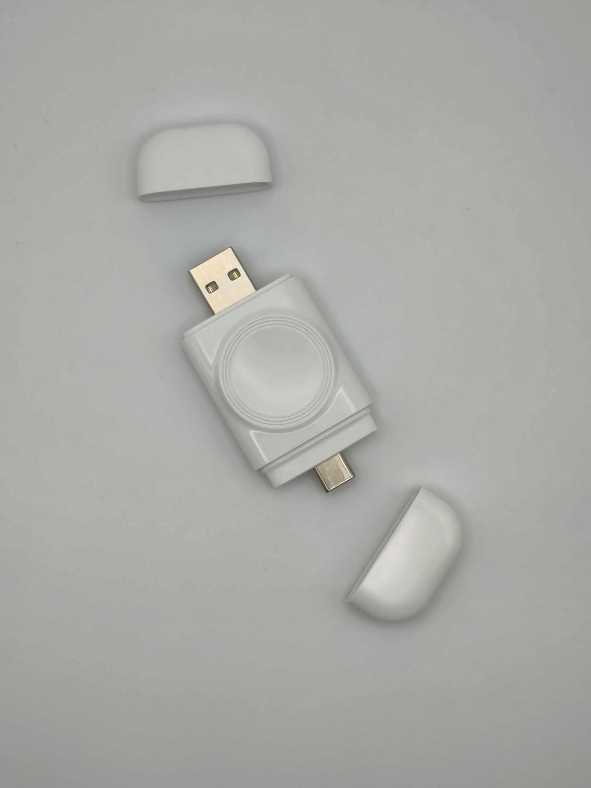 Elektroniktrade Kabellose Ladestation mit Dual-Interface Für die Apple Watch, mit USB & Typ C elektroniktrade Switzerland