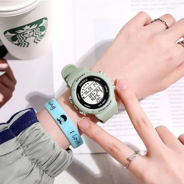 Elektroniktrade Digitale Sport Kinder Uhr in Blau elektroniktrade Switzerland